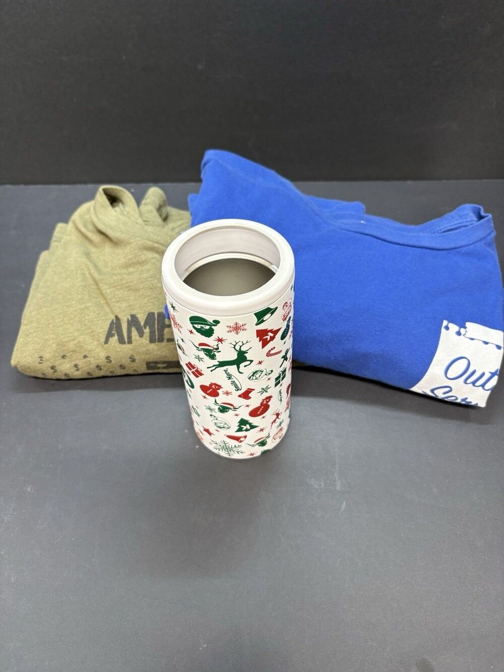 Roman Atwood Smile More LOT (2) XL Shirts & Koozie